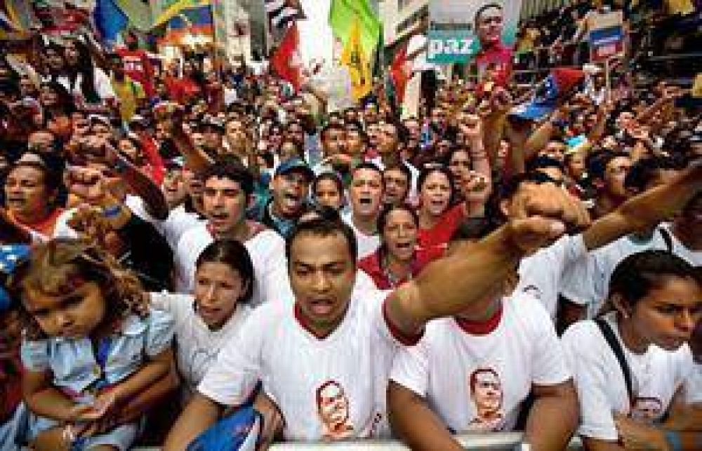 Otro nubarr�n: en plena crisis, Venezuela sufre por la ca�da del precio del crudo
