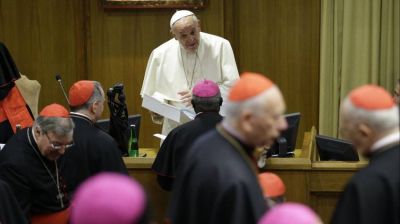 La Iglesia Cat�lica no logra consenso sobre gays y divorciados