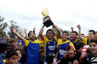 Bat�n, de fiesta: Juventud Unida se consagr� campe�n del f�tbol marplatense 