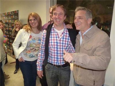 La foto Erreca-Eseverri y el rumor de Sim�n con Macri fueron los temas pol�ticos de la semana