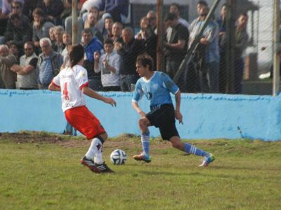 DEFENSORES UNIDOS, IR� MA�ANA CON BERNARDO Y ALGUNOS M�S