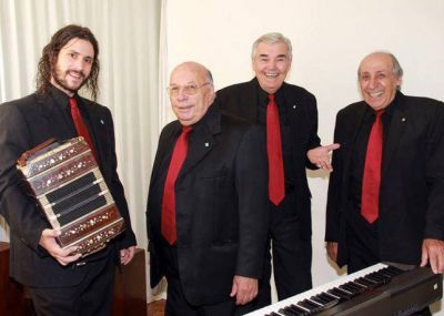 Una noche �A puro tango� en el Teatro Uni�n Ferroviaria
