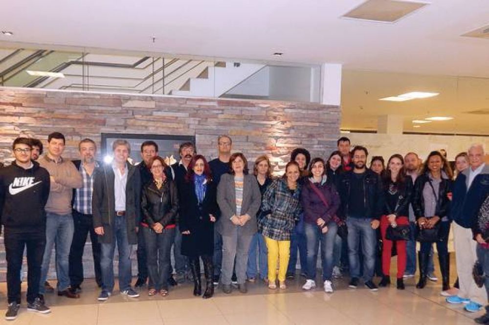 Lleg� delegaci�n de prensa especializada y operadores en el primer vuelo directo de San Pablo a Trelew
