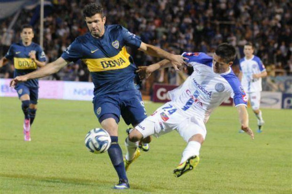 En un partido emotivo, Boca reaccion�, lo dio vuelta y festej� ante Godoy Cruz