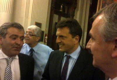 Otra foto de Massa con un radical