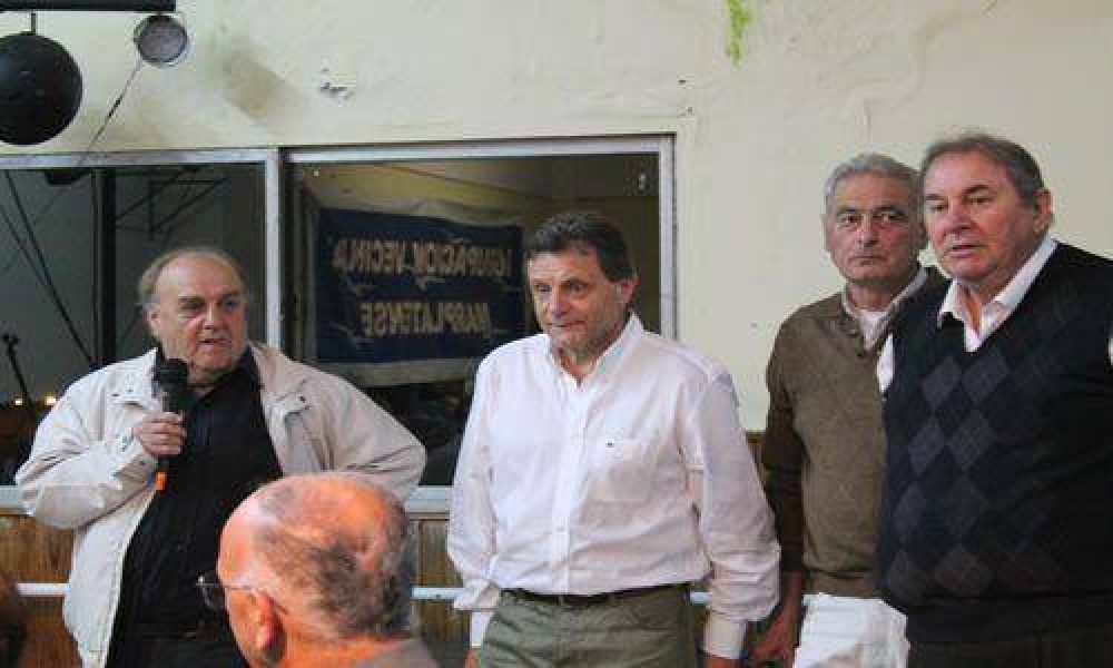 Vecinalistas dieron su apoyo a Pulti para que sea candidato