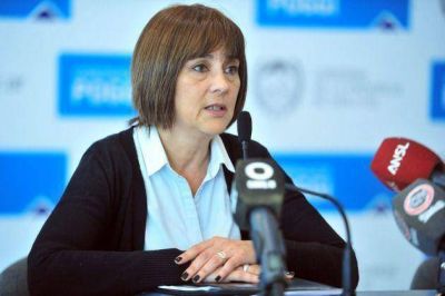 Los agentes de la Administraci�n P�blica con mejores promedios reciben sus premios