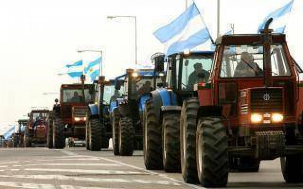 Movilizaci�n y tractorazo en Chivilcoy contra el aumento del Inmobiliario Rural