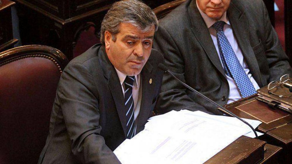 El apoyo de Massa a Cano genera pol�mica dentro de FAUnen 