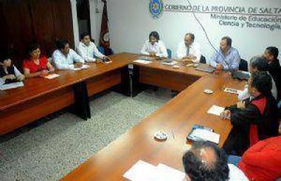 Comenz� la negociaci�n salarial con los gremios de la educaci�n