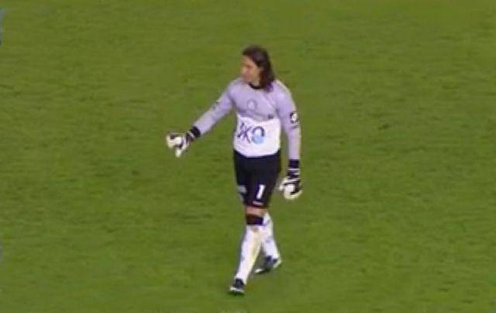 Olave podr�a ir preso por las burlas a River