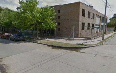 V�ndalos robaron netbooks de un colegio en C�rdoba