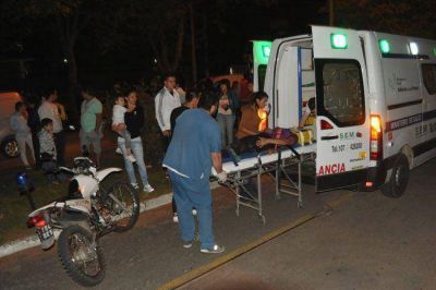 Vecinos detuvieron a un menor que atropell� a una mujer y quiso huir