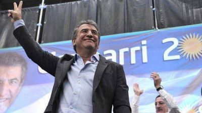 Encuesta da ventaja a Urribarri en Paran�