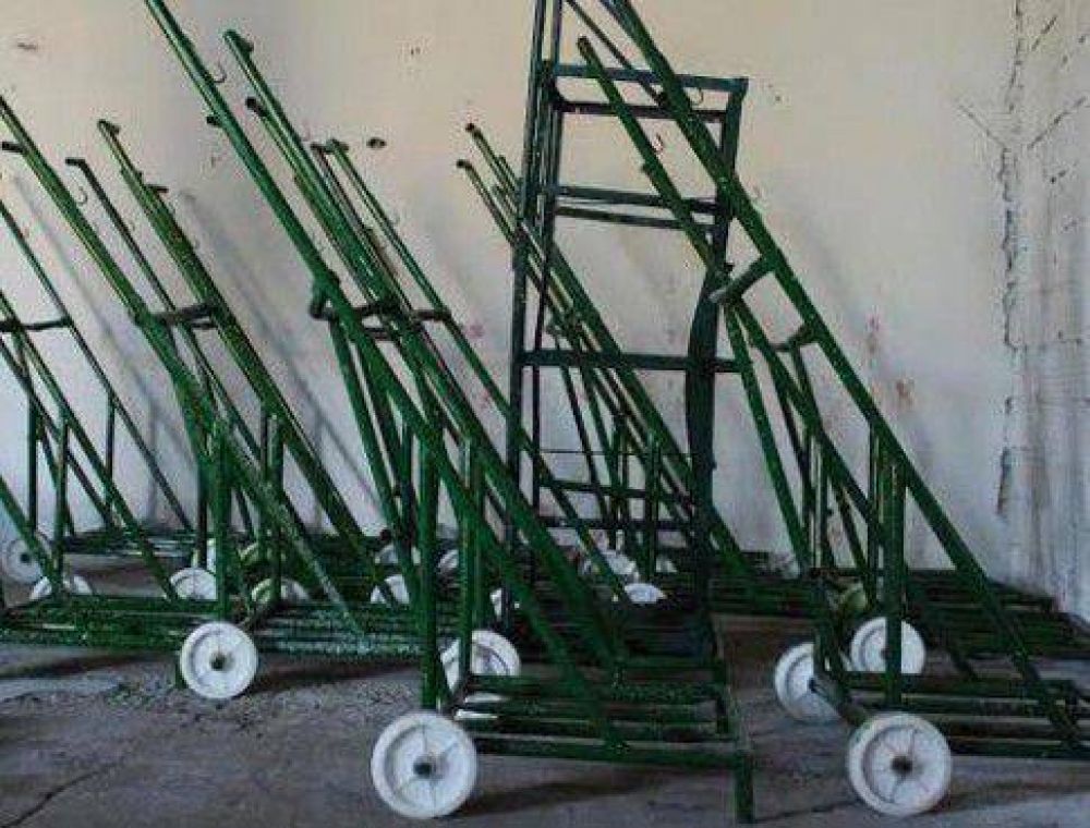 Cartoneros: en breve comenzar� la construcci�n de los nuevos carretones