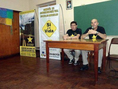 El grupo Estrellas Amarillas realiz� una charla de concientizaci�n vial