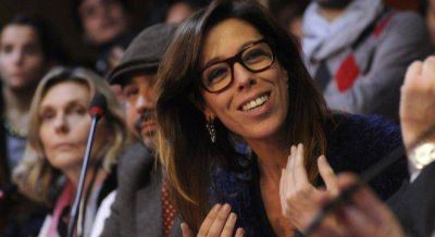 La fundaci�n vinculada a Laura Alonso denunci� a Macri