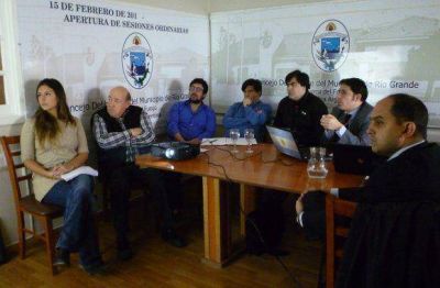 Comenz� el an�lisis del Proyecto de Presupuesto 2015