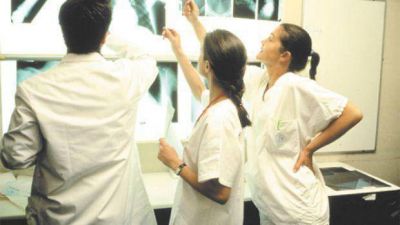 Aumentan m�s las prepagas: en diciembre ser� otro 4%, con un alza acumulada de casi 30% en 2014
