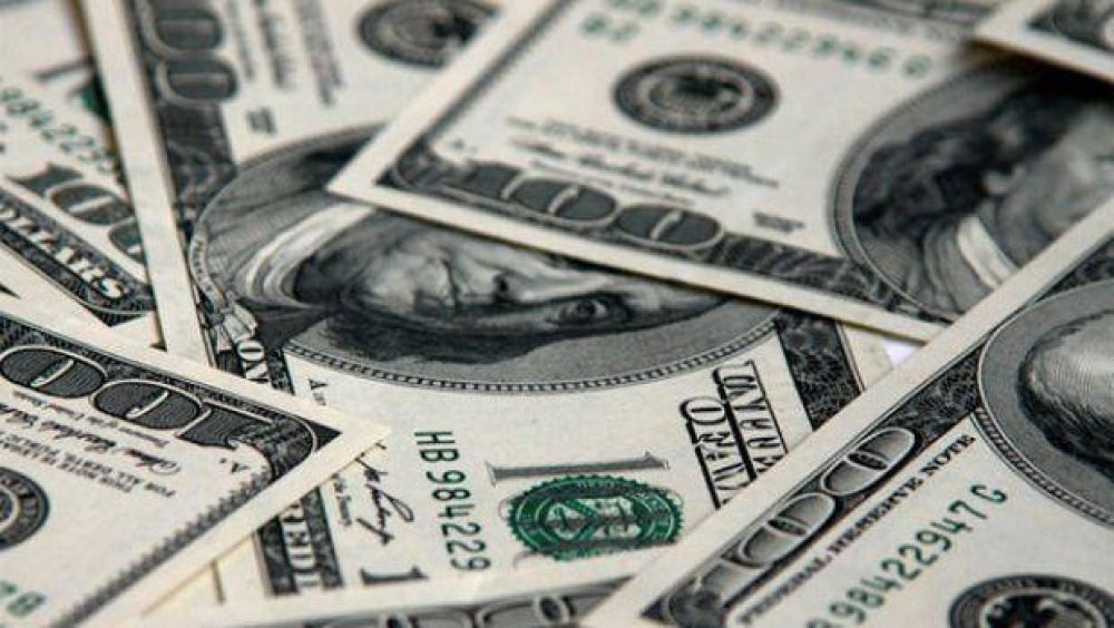 El d�lar blue subi� a $ 14,70 y el contado con liqui volvi� a la baja