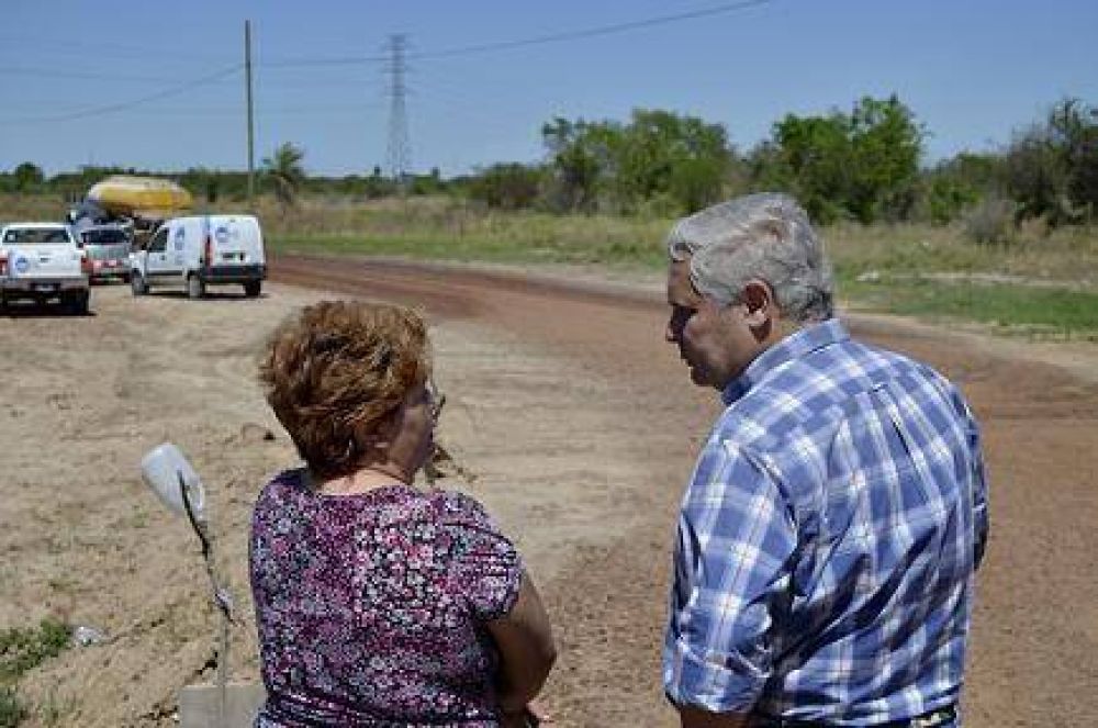 El Municipio capitalino enripi� 1700 metros de accesos al barrio Pirayu�