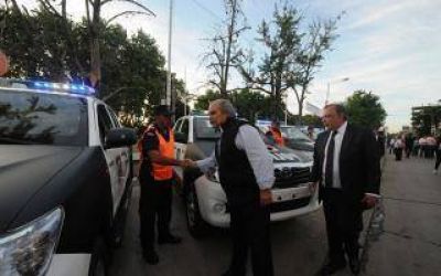 Granados entreg� patrulleros en Pilar, San Vicente y Presidente Per�n