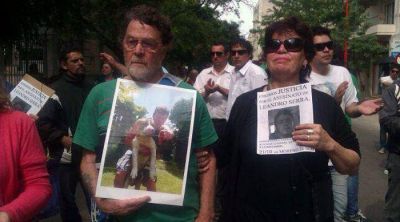 Piden Justicia por el asesinato a pu�aladas de un joven en Ingeniero White