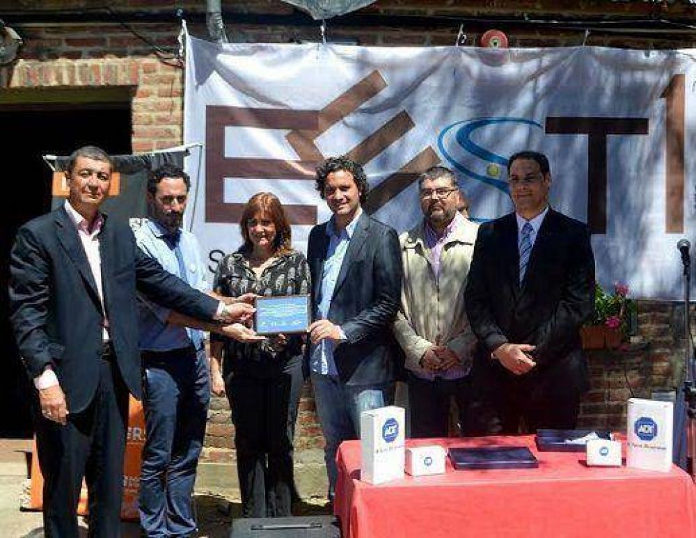 Cafiero: �Nuestra comunidad necesita explosi�n de solidaridad�
