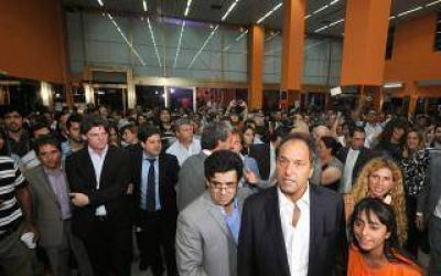 Con Scioli presente, se lanz� en La Plata la agrupaci�n 