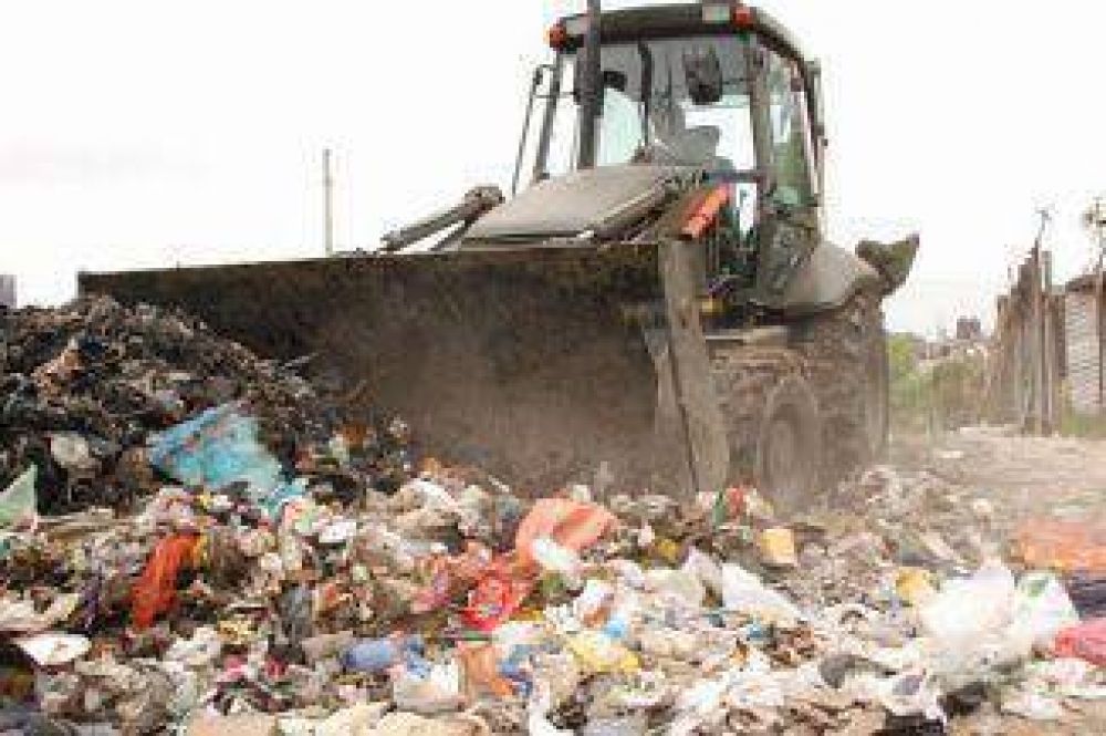 La UNQ, el ANSES y La C�mpora en jornada socioambiental en Villa Itat�
