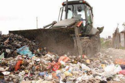 La UNQ, el ANSES y La C�mpora en jornada socioambiental en Villa Itat�