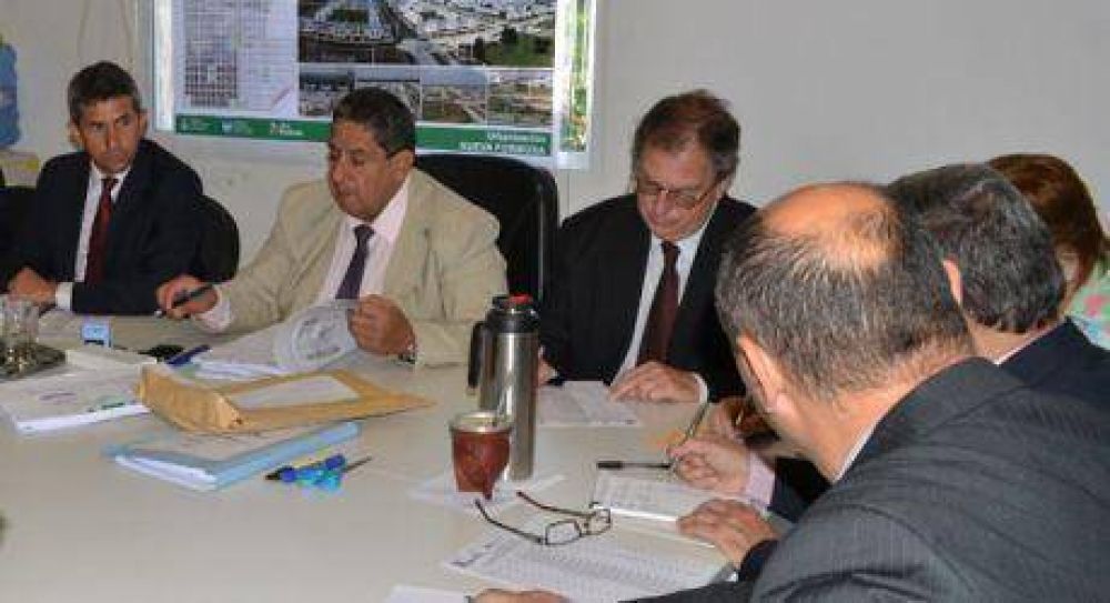 Miles de obreros trabajar�n en construcci�n de viviendas del IPV