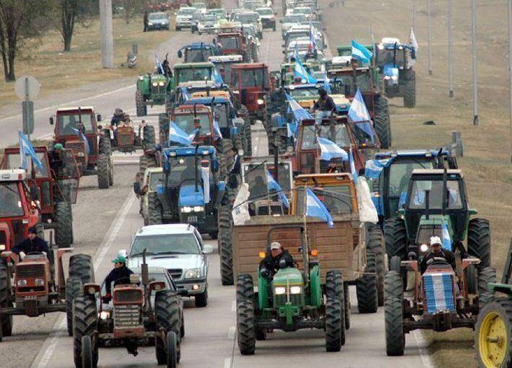 MA�ANA HABR� TRACTORAZO POR LA SUBA DEL INMOBILIARIO RURAL