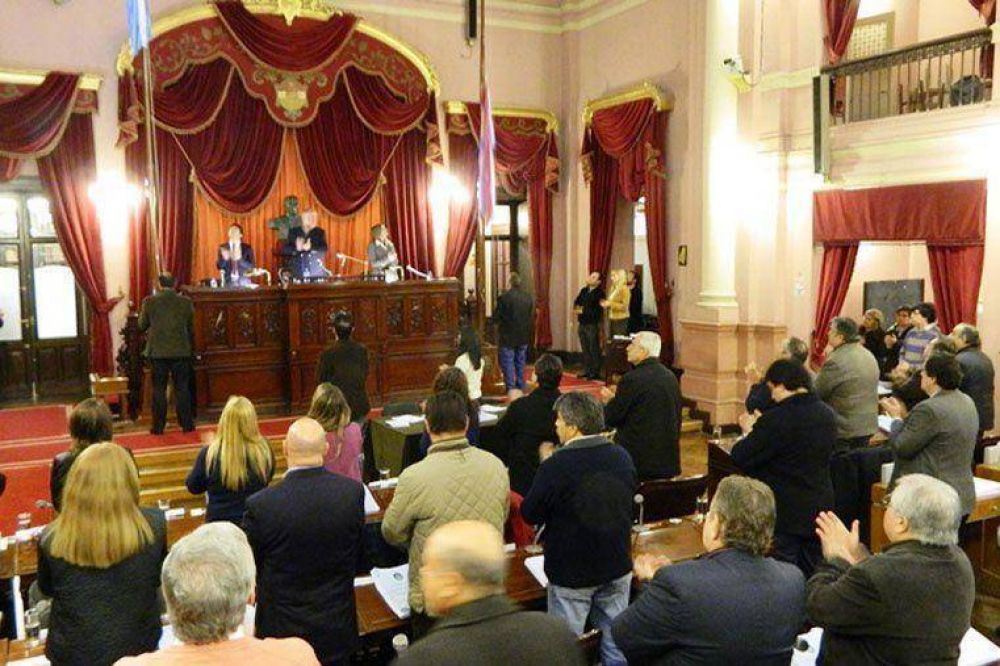 Una iniciativa legislativa busca otorgar beneficios a los empleados p�blicos que realizaron el servicio militar