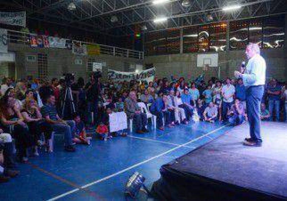 Sapag: �Es la elecci�n m�s importante de la historia� 