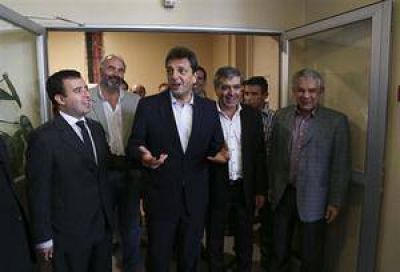 En Tucum�n, Massa y Cano se mostraron juntos e intercambiaron elogios