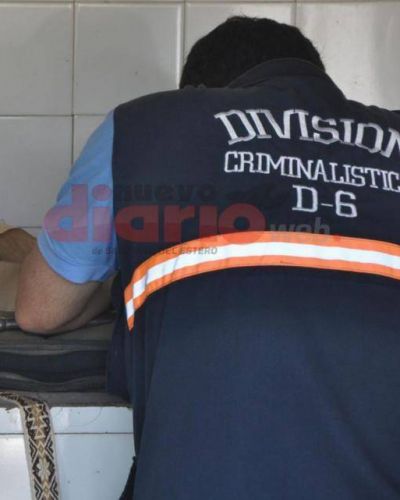 Le gatill� tres veces en la cabeza, porque no lo quer�a dar un beso