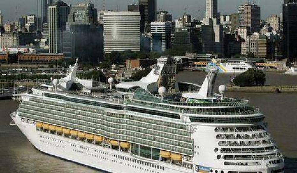 Cay� 30% el arribo de cruceros a Buenos Aires