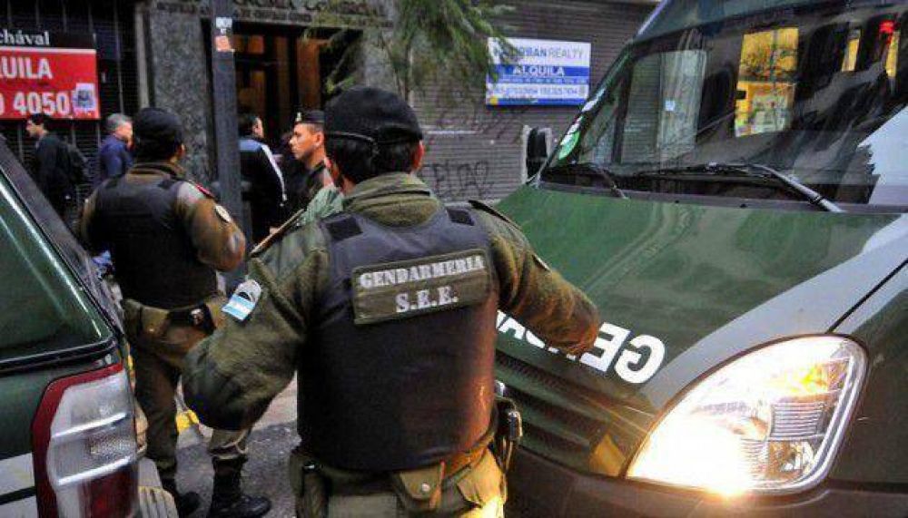 Megaoperativo en la City porte�a