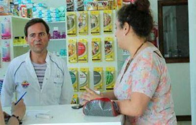 Con apoyo de la barriada, est� en funcionamiento la nueva farmacia municipal