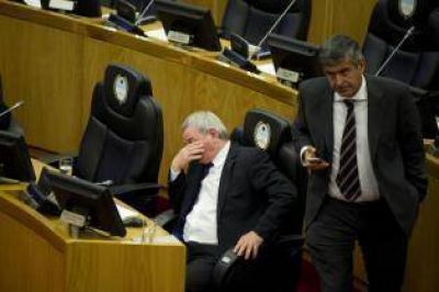 Guti�rrez asegura que, al impedirle ser re-reelecto, la Constituci�n lo discrimina