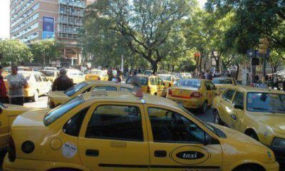 Taxistas piden un aumento de tarifa antes de fin de a�o