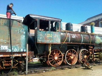 Comenz� el arreglo de locomotoras de la Costanera de Posadas