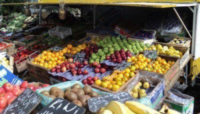 Quieren regular las ferias itinerantes en la Ciudad