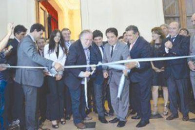 La Rioja recibe a las delegaciones de la macro regi�n de ATACALaR