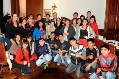 Estudiantes rionegrinos conocen Tecn�polis a trav�s de la gesti�n de Pichetto