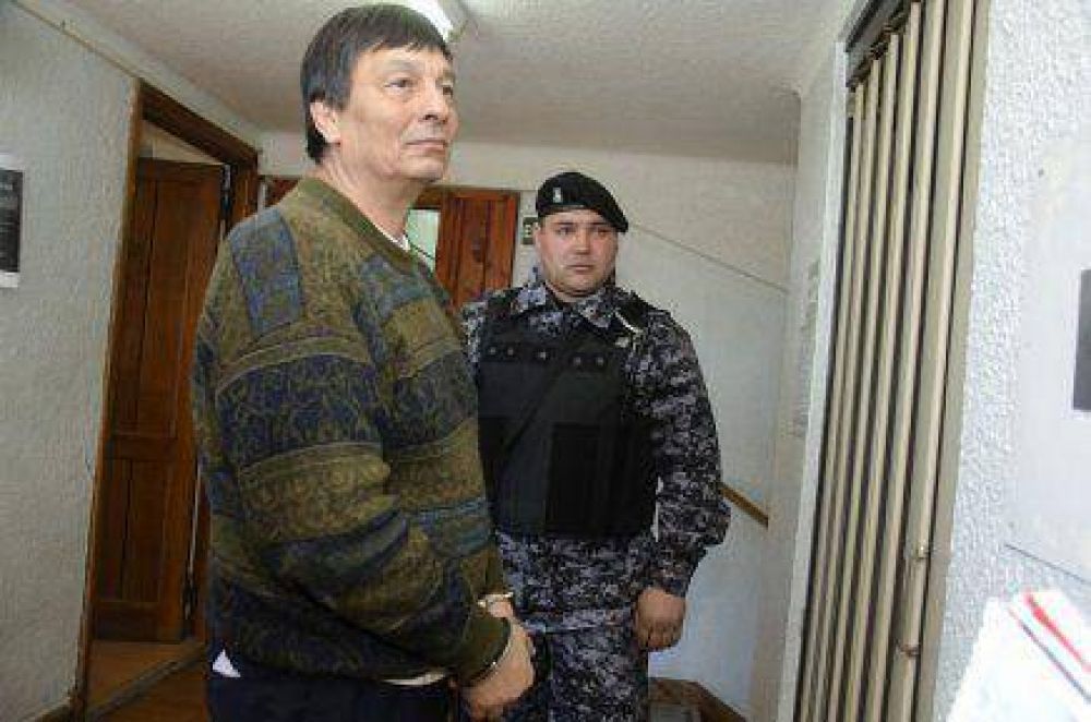 Esposado, Kopprio fue trasladado a Tribunales