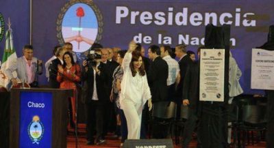 Cristina lleg� cargada de inauguraciones, anuncios y volvi� a destacar a Capitanich