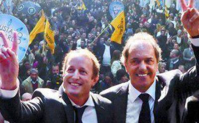 Insaurralde y su gente alimentan el rumor de su salto al massismo con duras cr�ticas a Scioli	