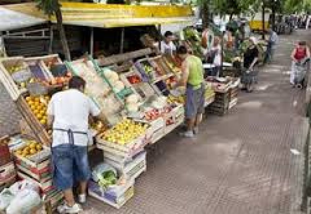 Regular�n las ferias itinerantes de abastecimiento barrial